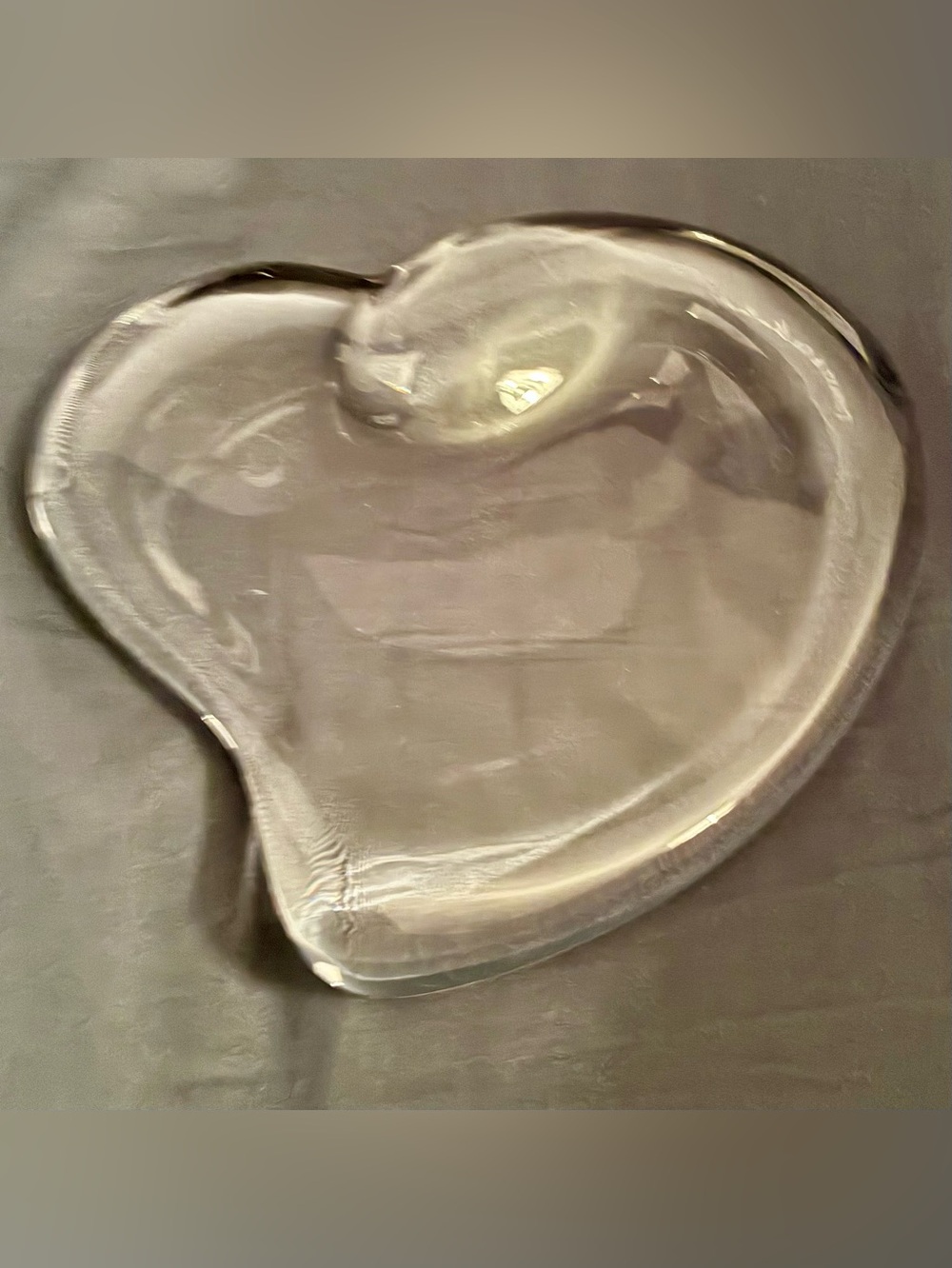 Vintage Tiffany & Co Elsa Peretti Belgium Crystal Clear Heart Shaped Paperweight